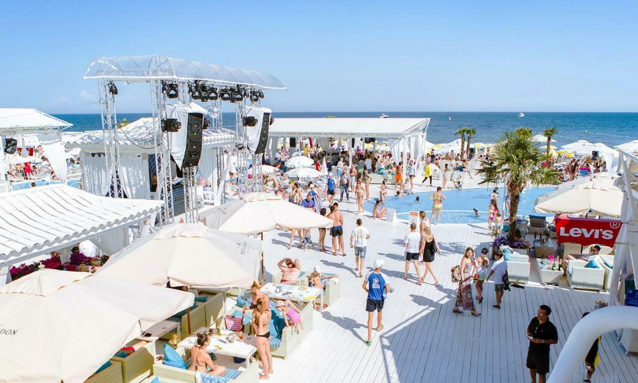 Apartments In Arcadia With Sea View Odessa Buitenkant foto